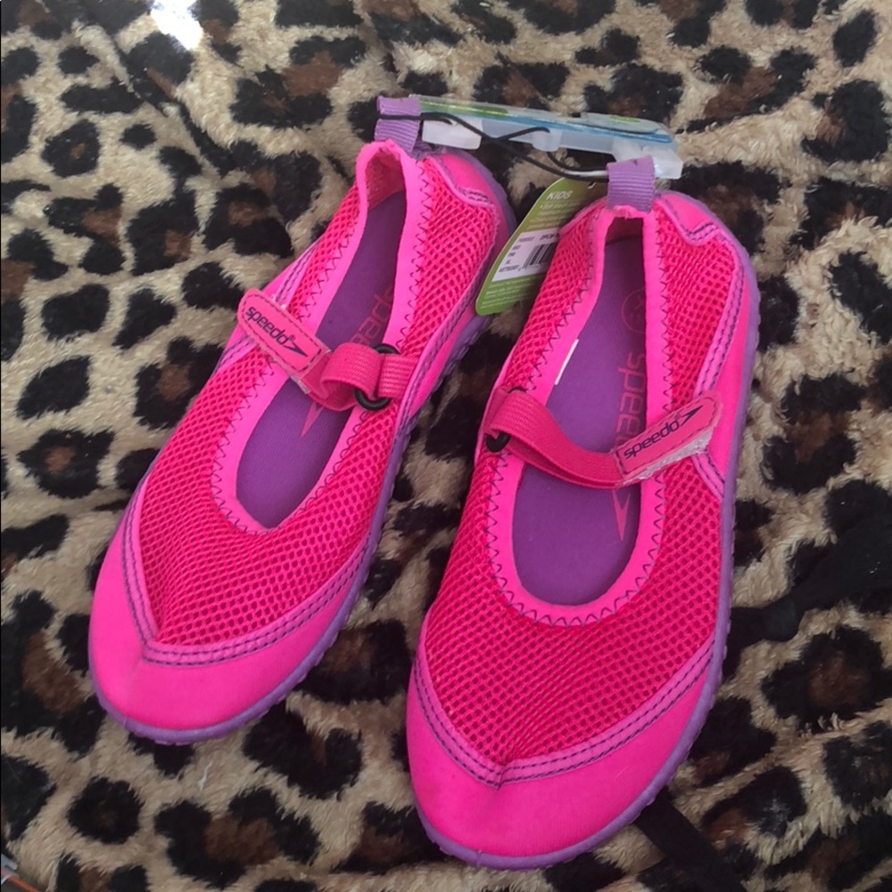 Girls swim shoes